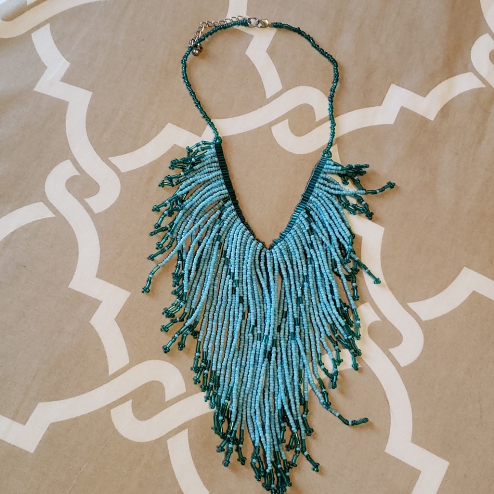 Bead necklace